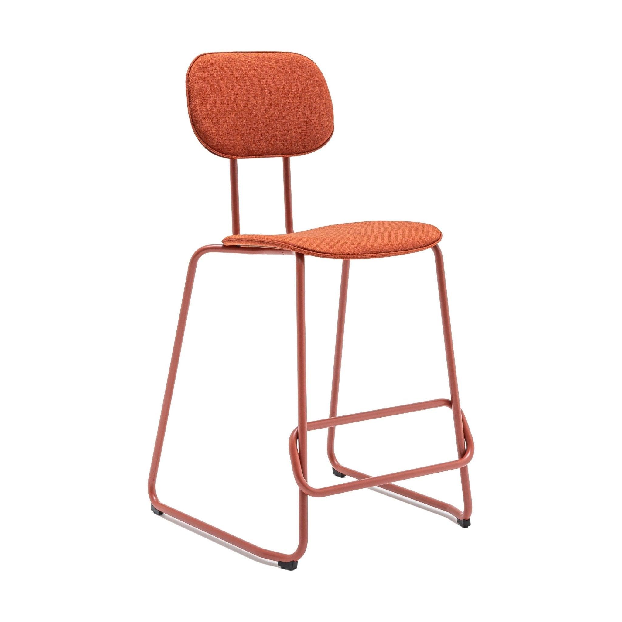 Hoker tapicerowany NEW SCHOOL MDD Eye on Design