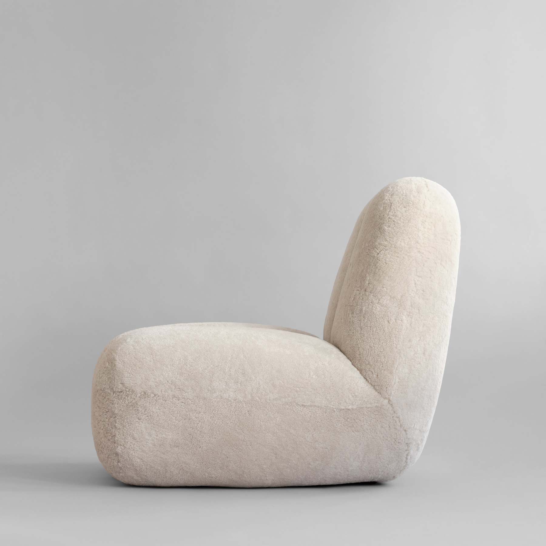 Sheepskin TOE cream fabric armchair