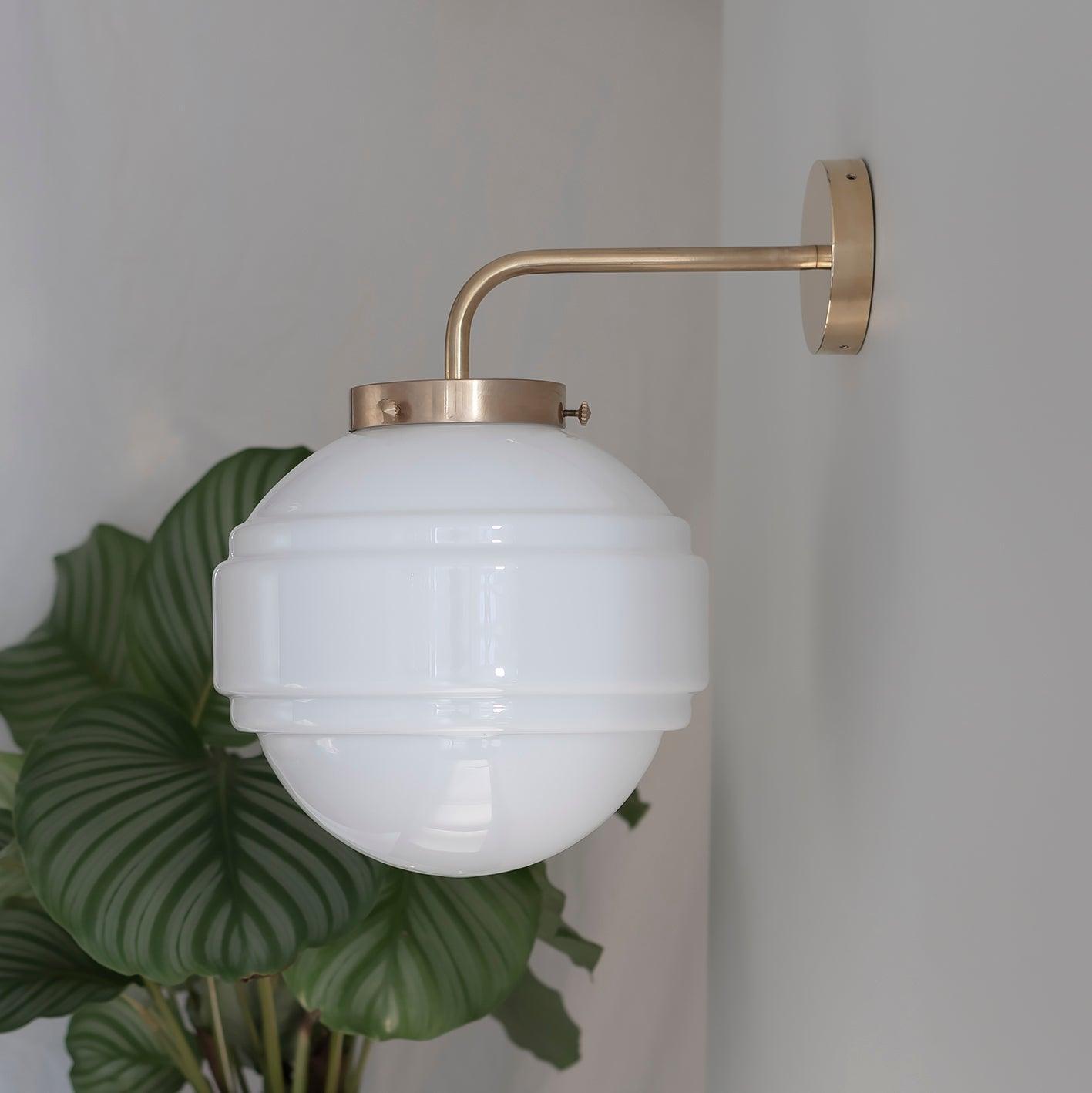 Kinkiet SATURN nikiel Embassy Interiors Eye on Design