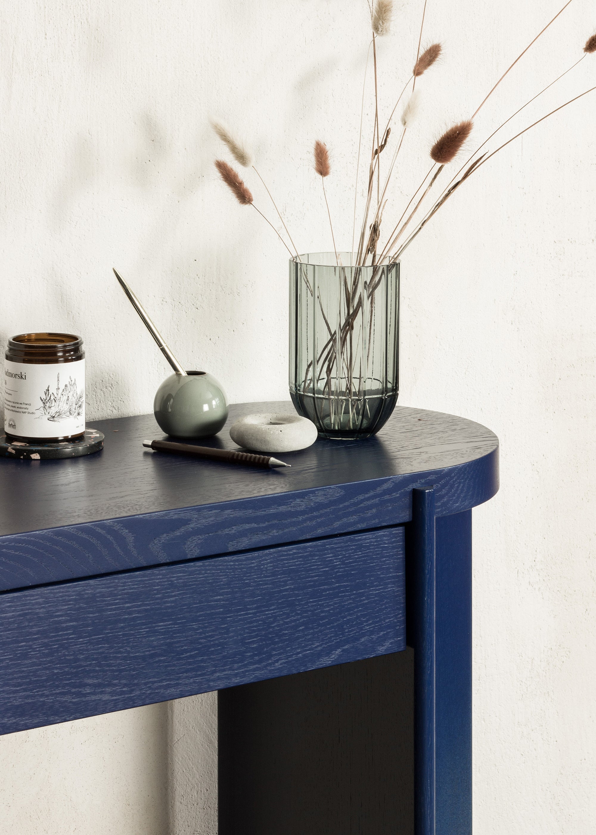 Konsola KIRU DUO burgundské dubové dřevo