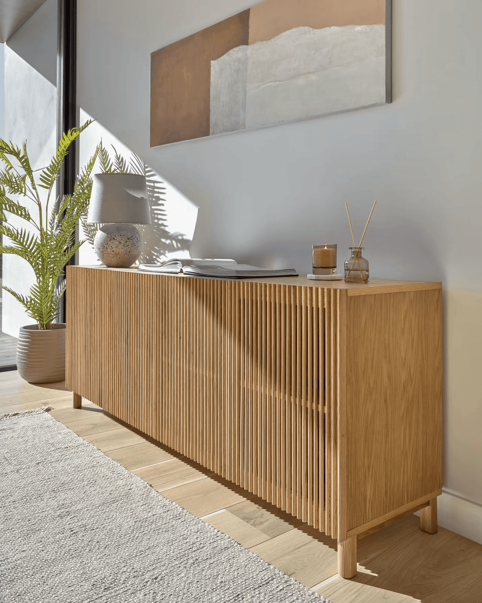 Komoda BEYLA lite drewno dębowe La Forma Eye on Design
