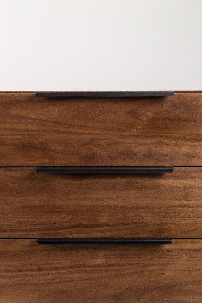 Komoda TRAVIS orzechowy Zuiver Eye on Design