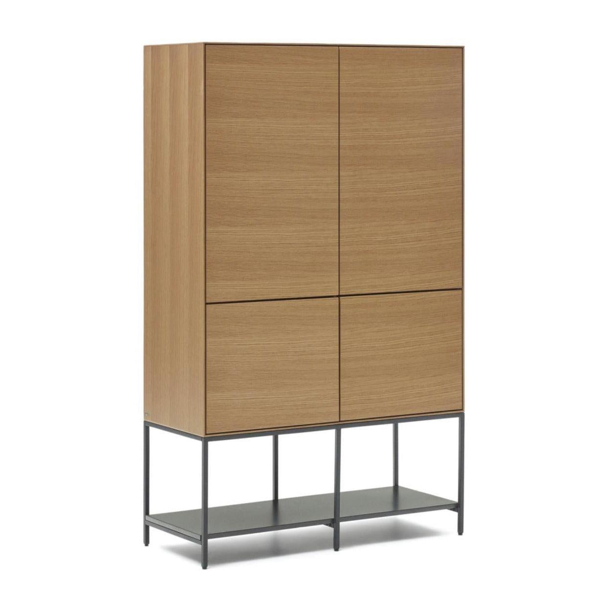 Komoda wysoka 4-drzwiowa VEDRANA fornir dębowy La Forma Eye on Design