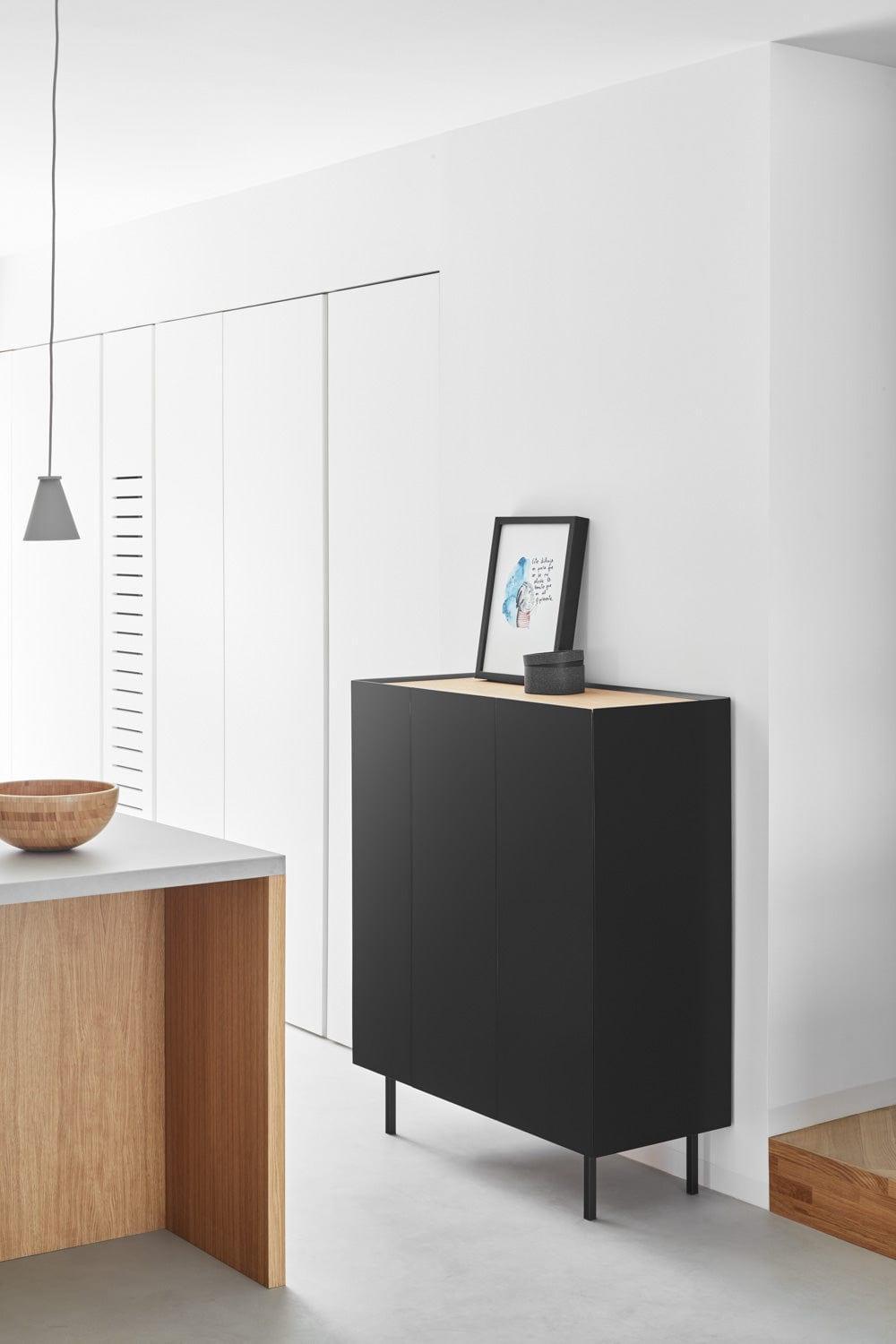 Komoda wysoka ARISTA czarny Teulat Eye on Design