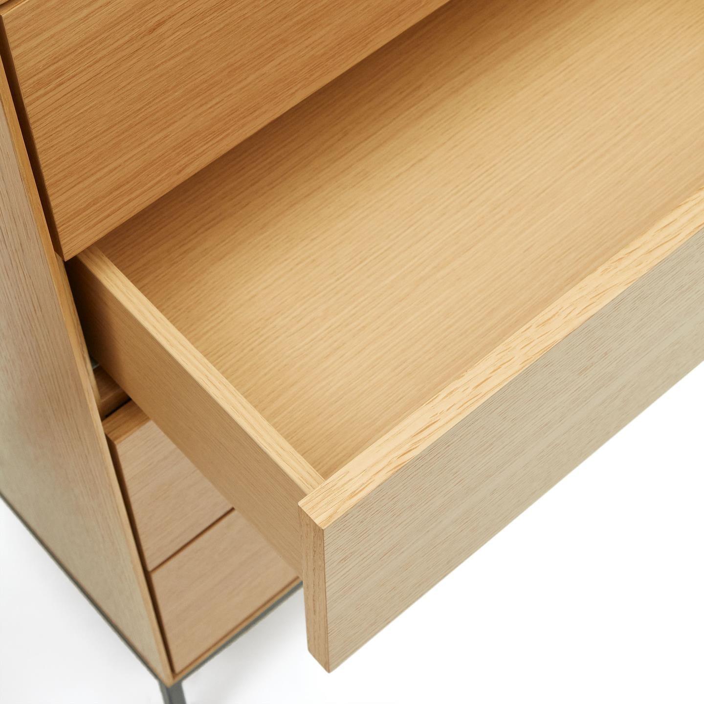 Komoda wysoka z szufladami VEDRANA fornir dębowy La Forma Eye on Design