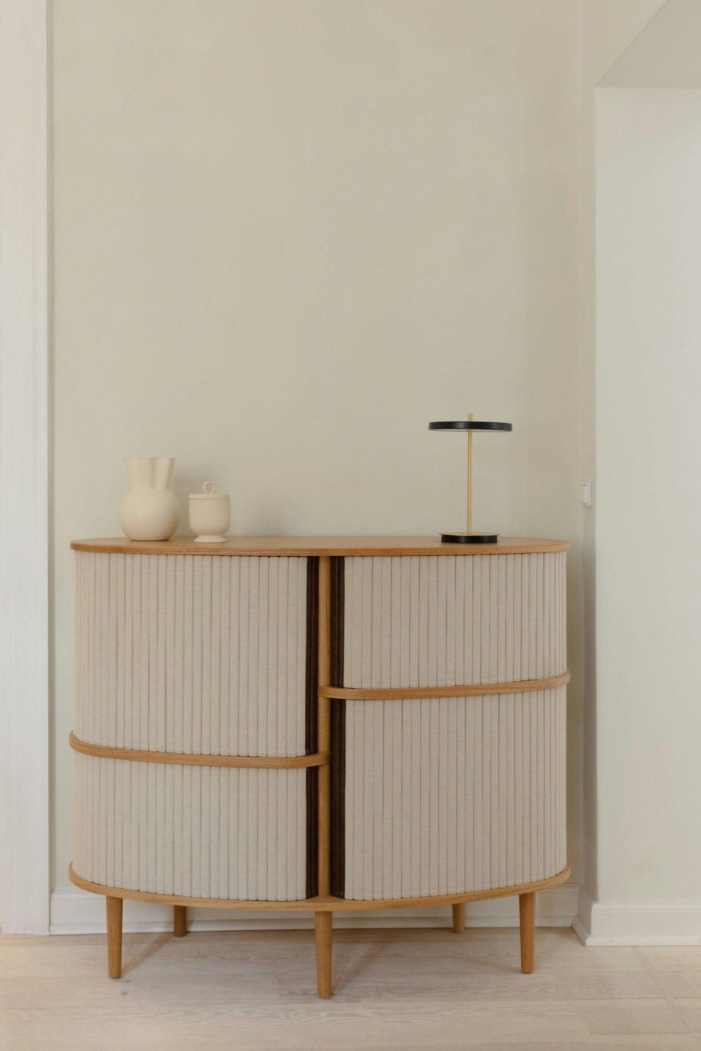 Kredens AUDACIOUS antracytowy z ciemnym dębem UMAGE Eye on Design