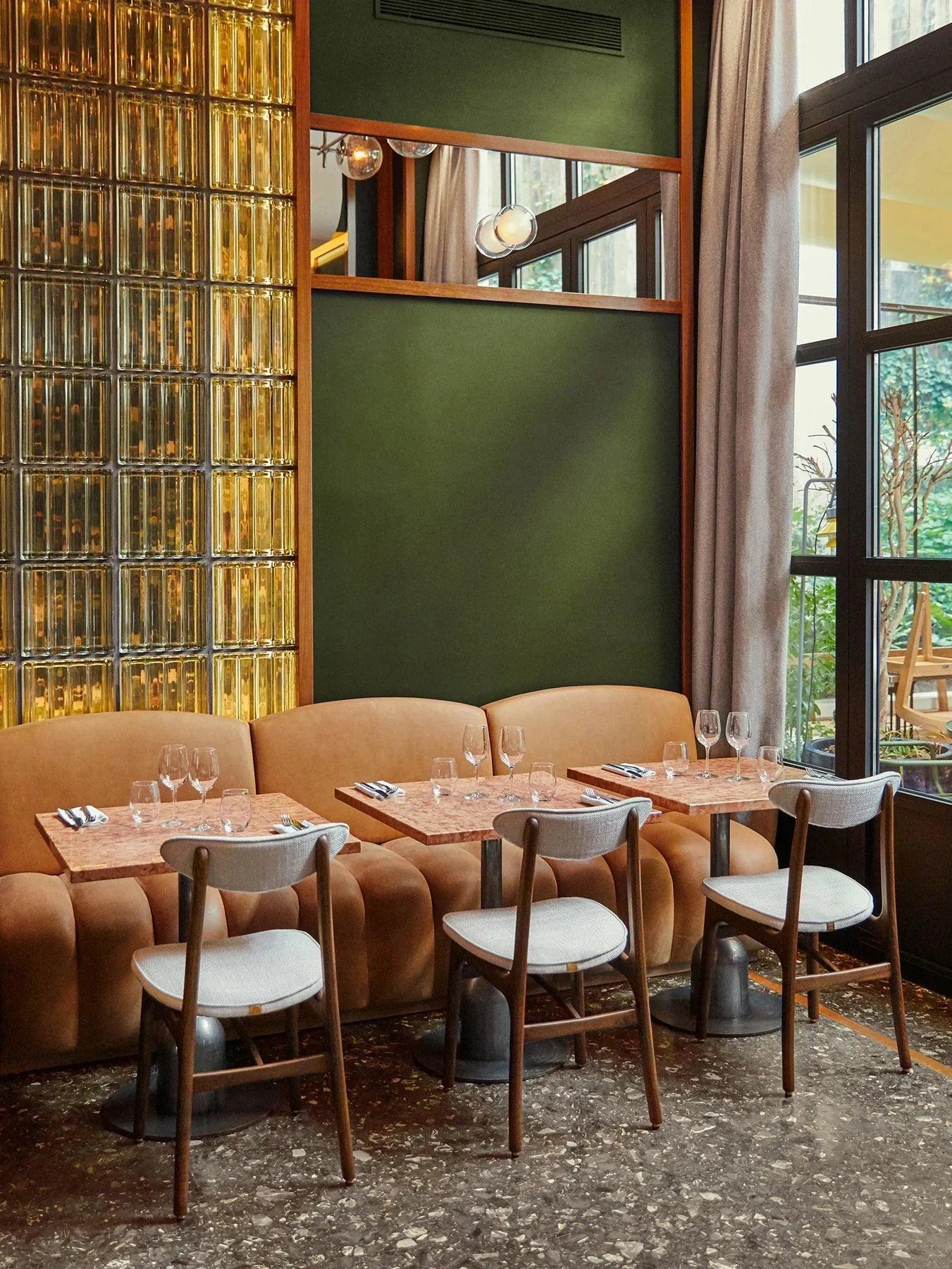 Krzesło 200-190 zielony w tkaninie Velvet Bottle Green 366 concept Eye on Design