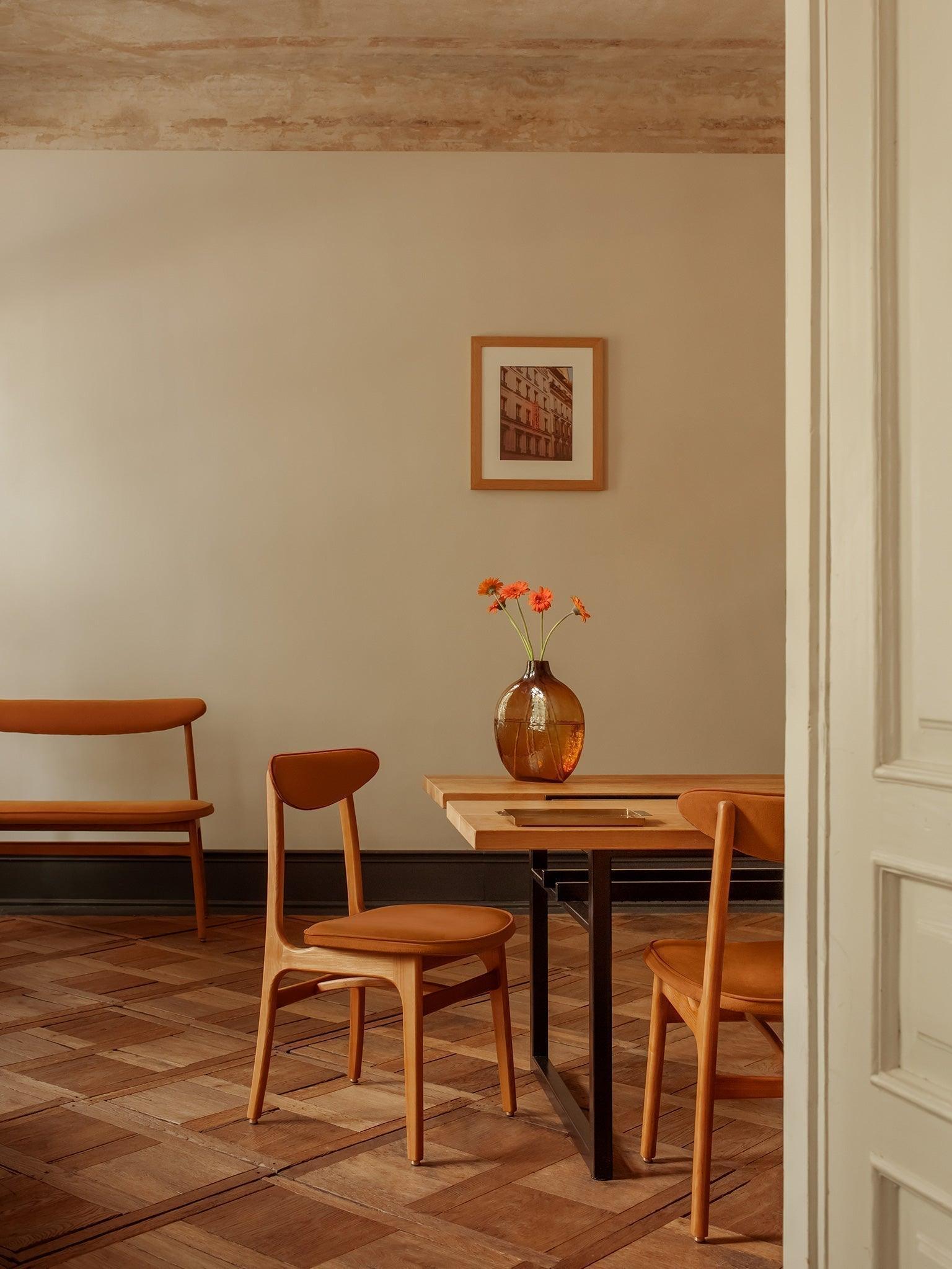 Krzesło 200-190 zielony w tkaninie Velvet Turtle 366 concept Eye on Design