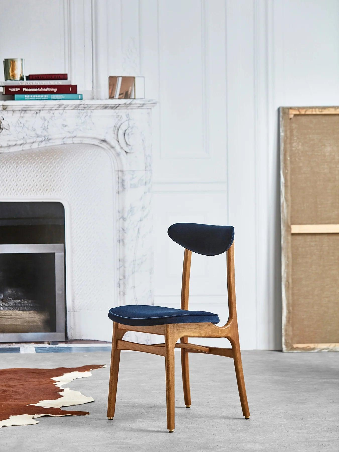 Krzesło 200-190 żółty w tkaninie Shine Velvet Mustard 366 concept Eye on Design