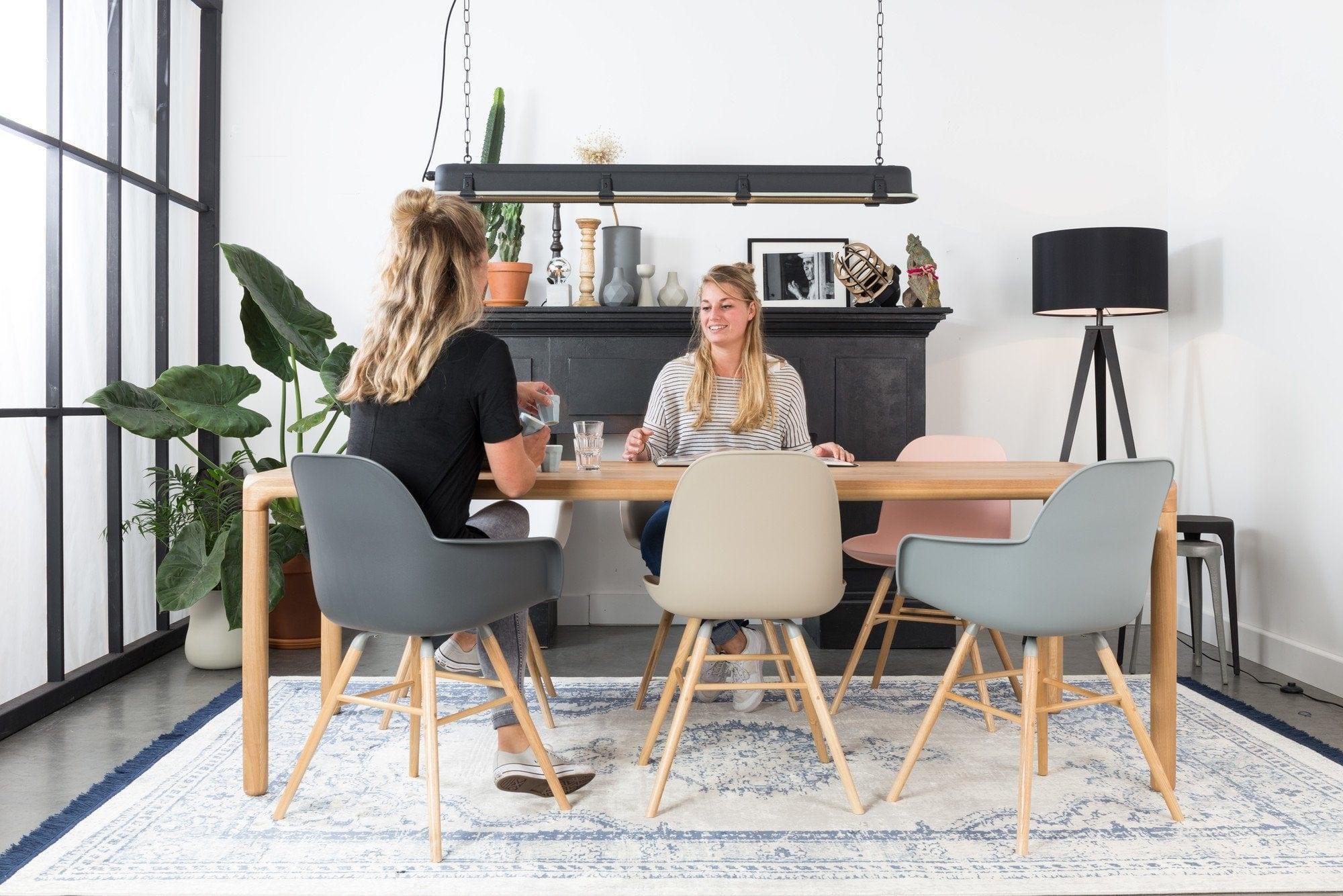 Krzesło ALBERT KUIP jasnoszary Zuiver Eye on Design