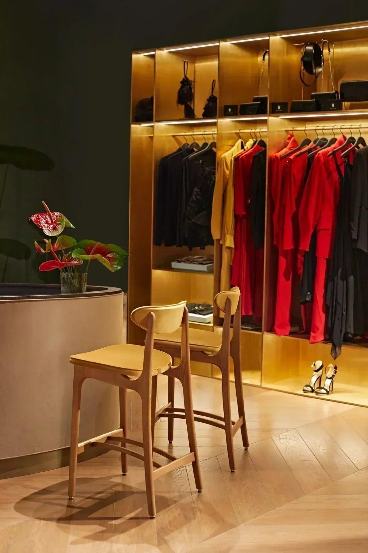 Krzesło barowe 200-190 czerwony w tkaninie Velvet Red Brick 366 concept Eye on Design