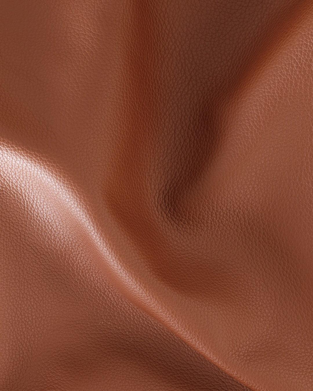 Krzesło barowe OLEANDRO koniakowa ekoskóra z drewnianą podstawą Calligaris Eye on Design