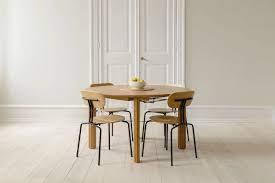 Krzesło CURIOUS antracytowy ze złotą podstawą UMAGE Eye on Design