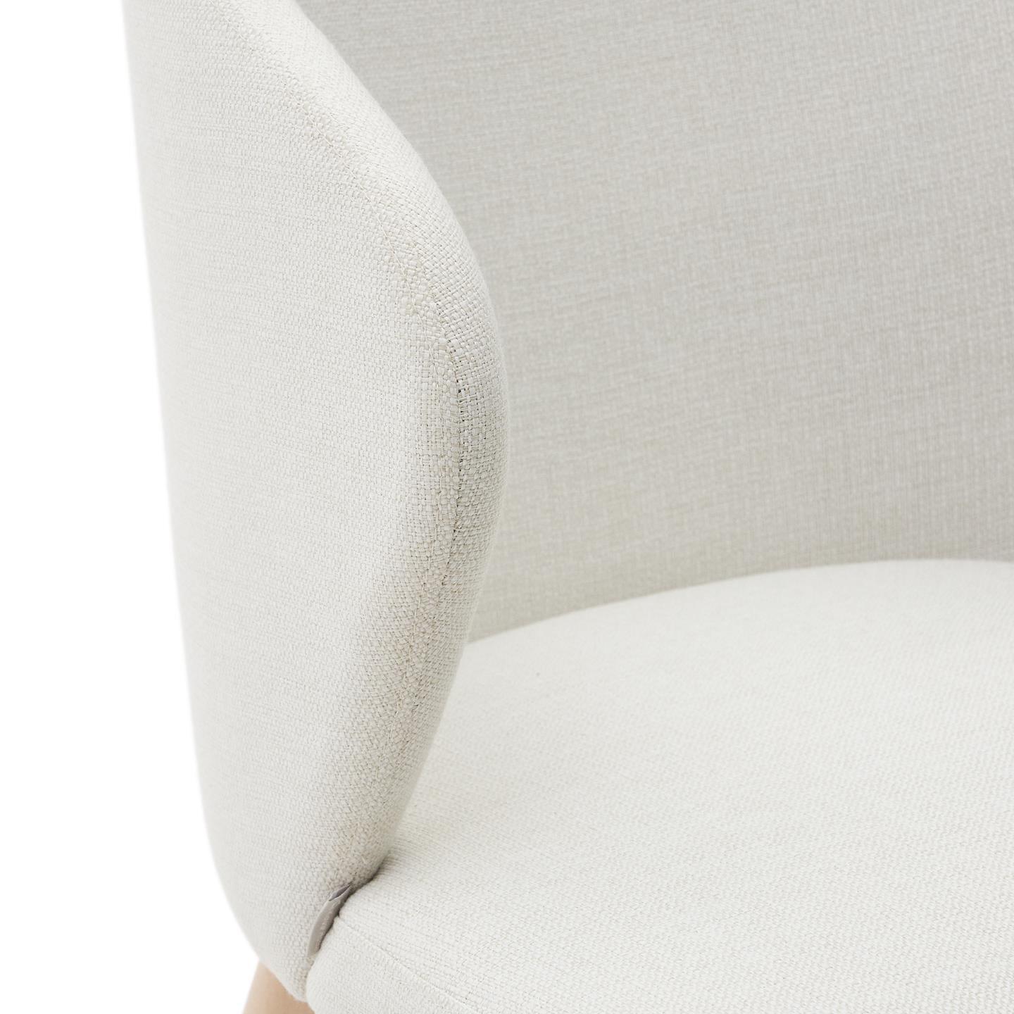 Krzesło DARICE jasnobeżowy szenil z jasną podstawą La Forma Eye on Design