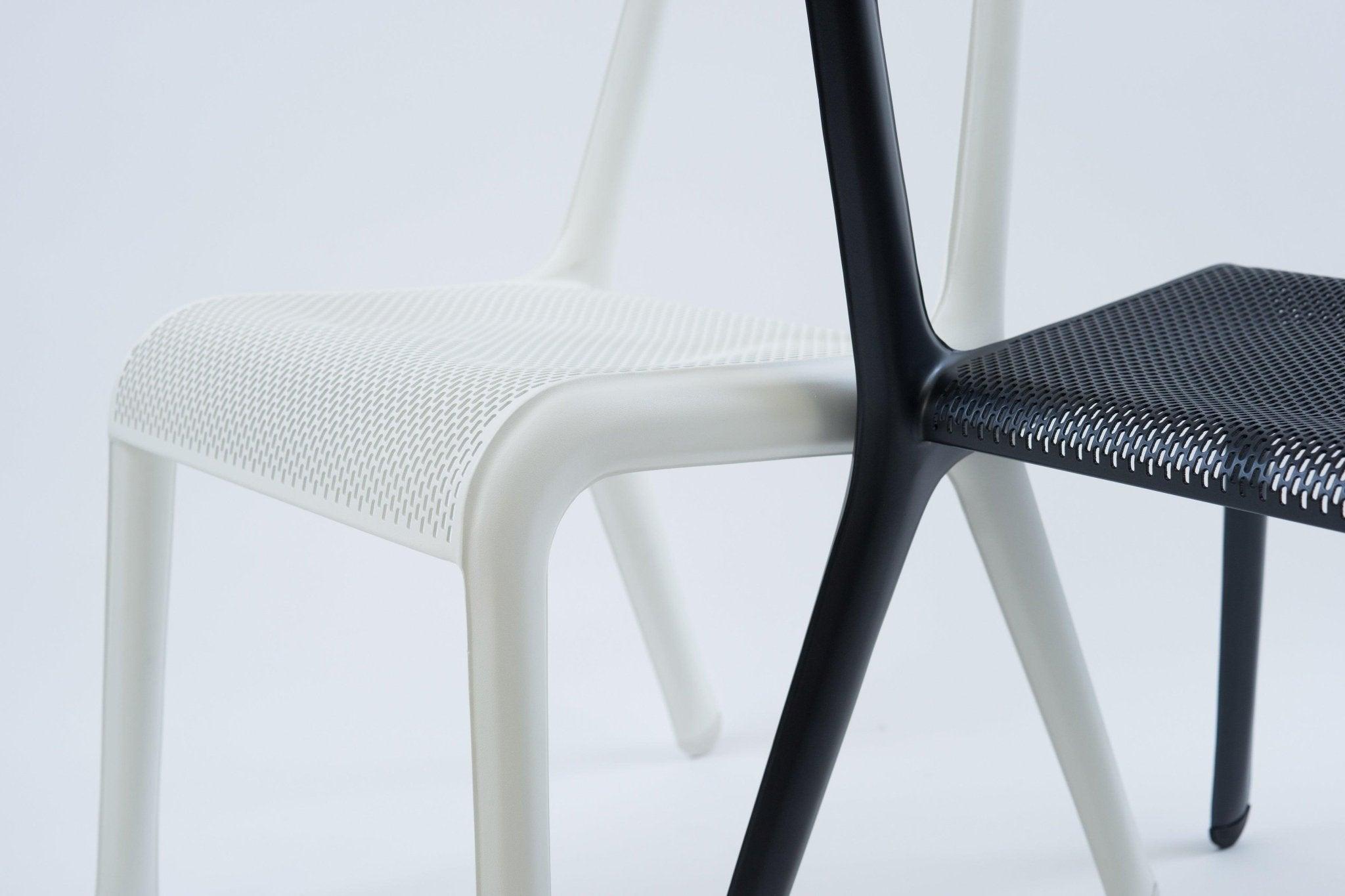 Krzesło LEGGERA anodowy czarny Zieta Studio Eye on Design