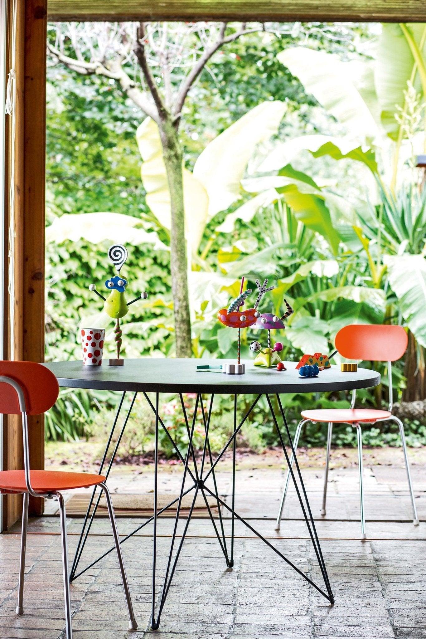 Krzesło MARIOLINA biały ze srebrną podstawą Magis Eye on Design