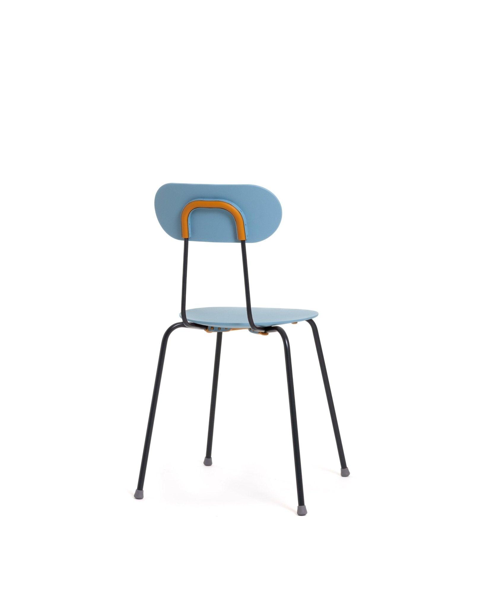 Krzesło MARIOLINA biały ze srebrną podstawą Magis Eye on Design