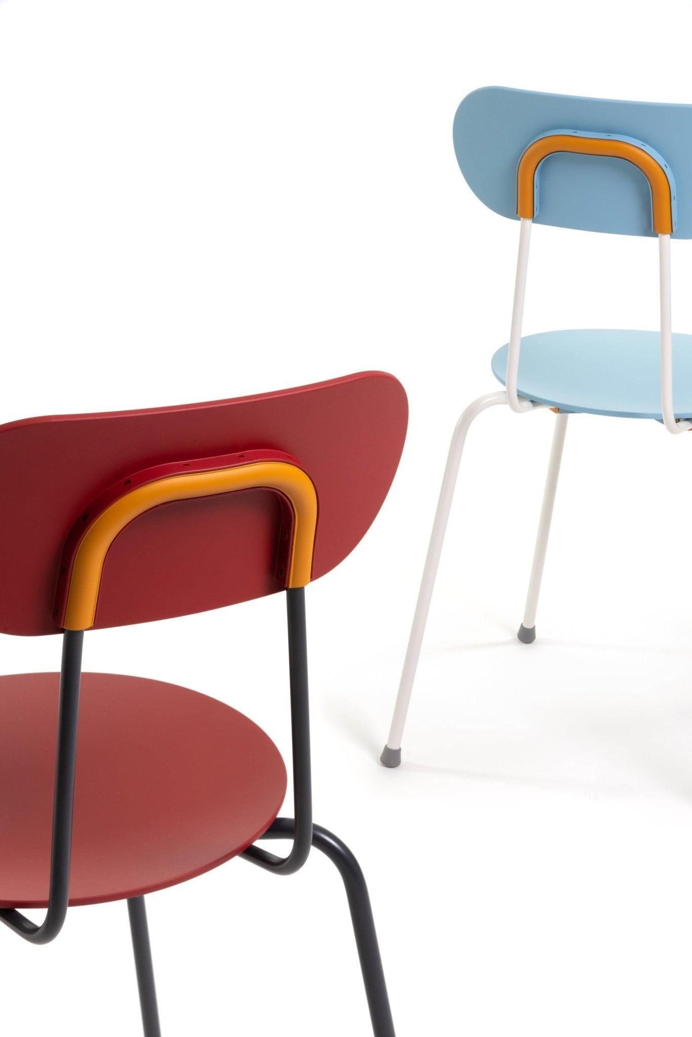Krzesło MARIOLINA bordowy z białą podstawą Magis Eye on Design