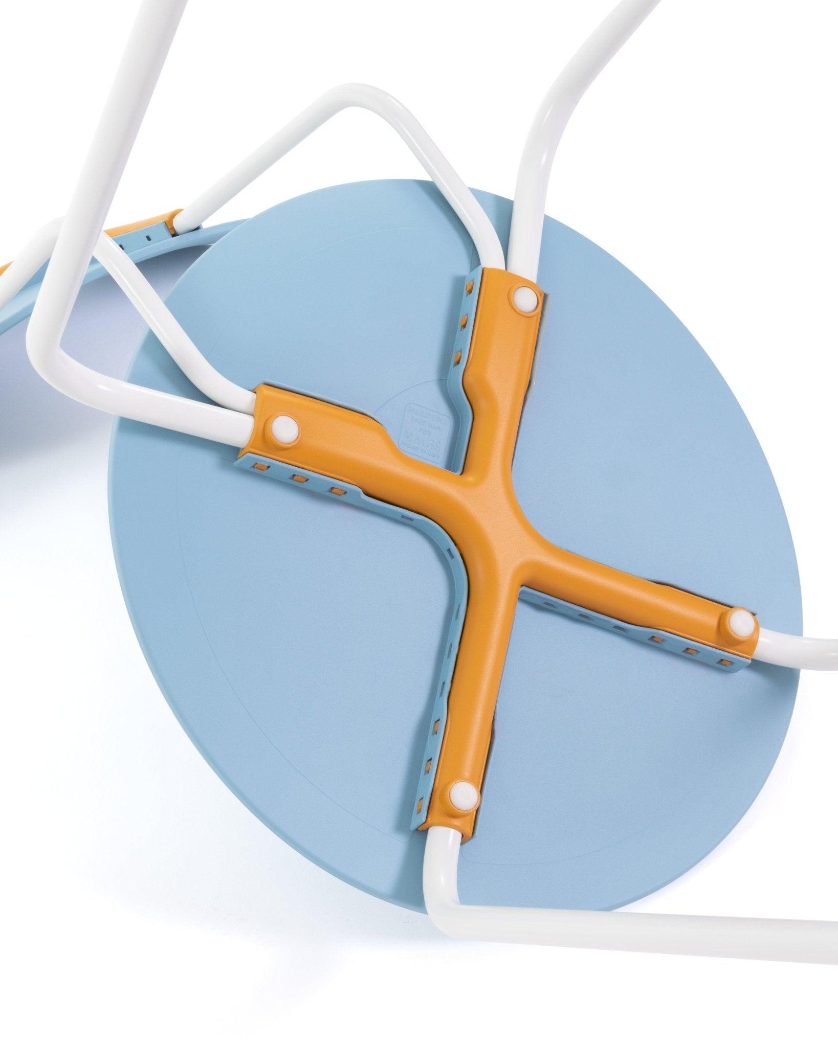 Krzesło MARIOLINA czarny ze srebrną podstawą Magis Eye on Design