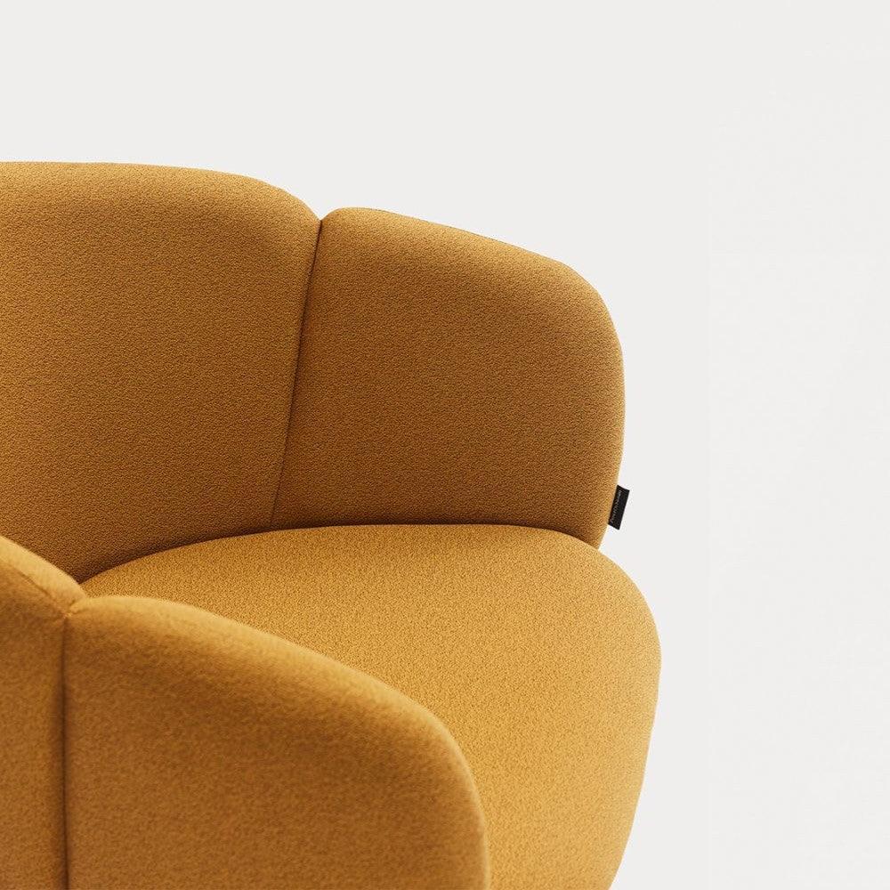 Krzesło obrotowe z podłokietnikami ADD musztardowy z chromowaną podstawą Teulat Eye on Design