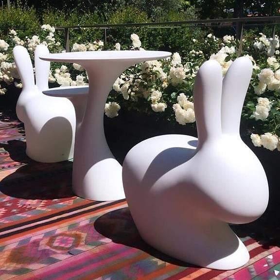 Krzesło RABBIT czerwony Qeeboo Eye on Design
