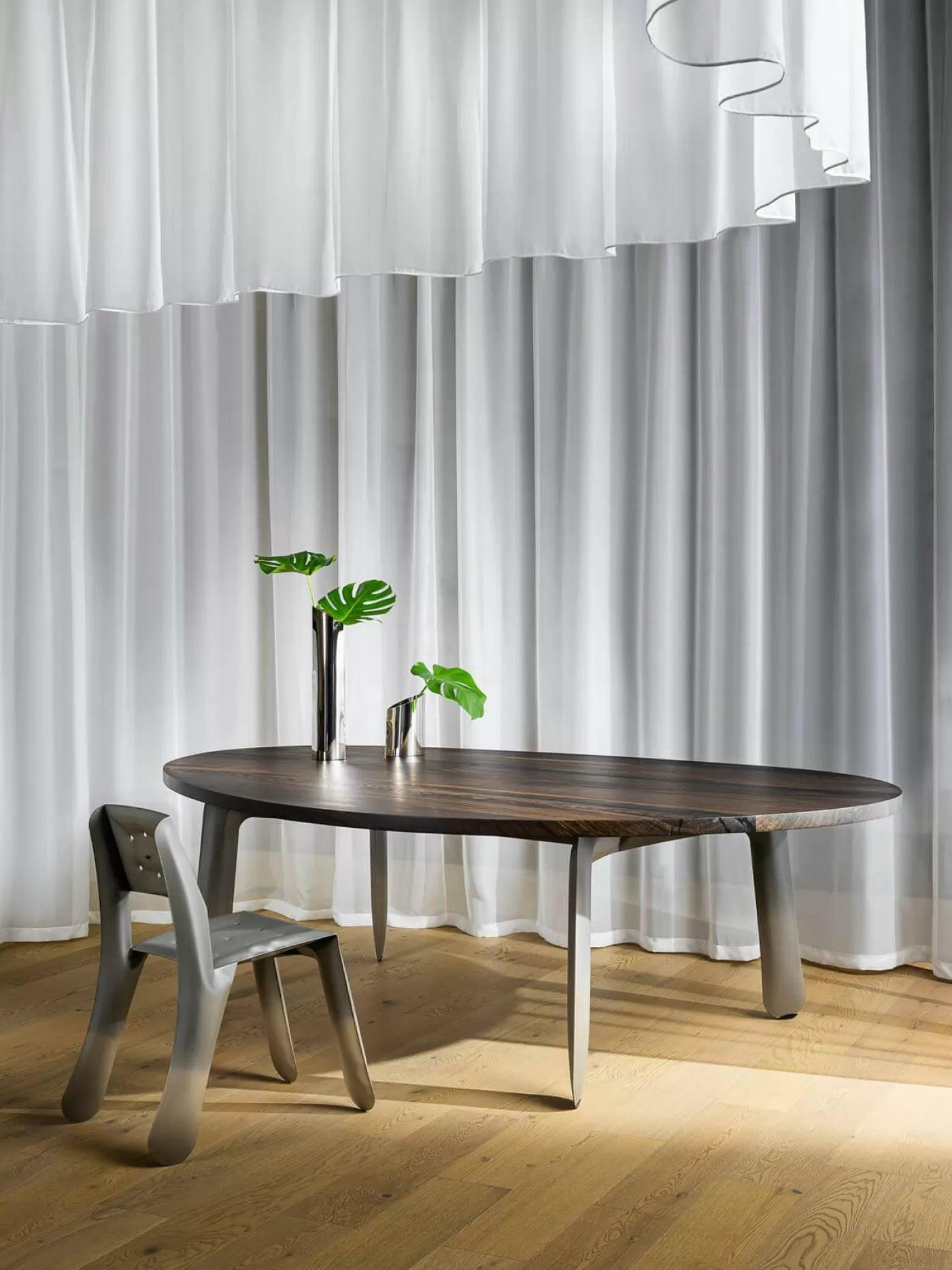 Krzesło stalowe CHIPPENSTEEL 0.5 niebiesko szary mat Zieta Studio Eye on Design