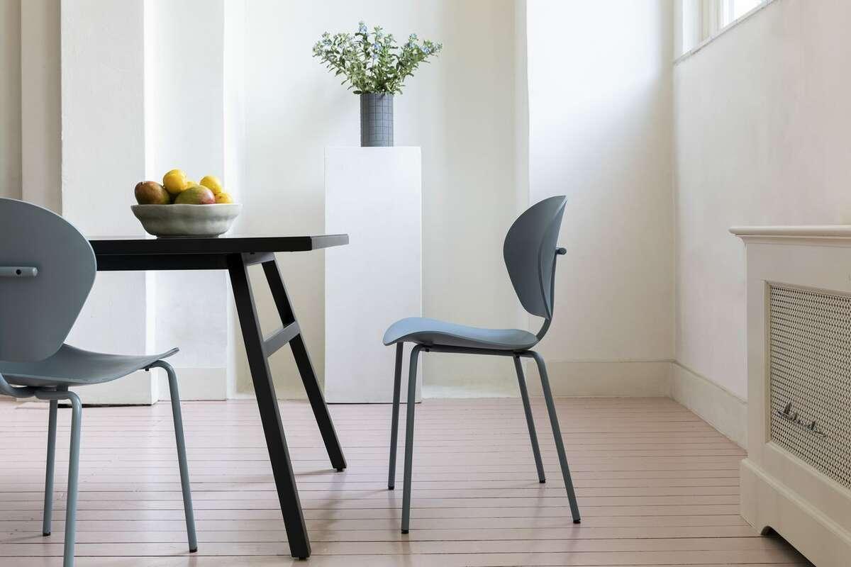 Krzesło THE OCEAN niebieski Zuiver Eye on Design