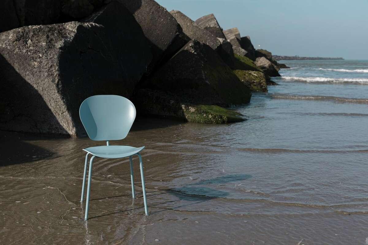 Krzesło THE OCEAN niebieski Zuiver Eye on Design