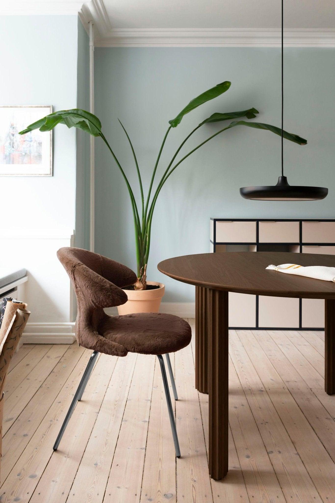 Krzesło TIME FLIES butelkowa zieleń ze srebrną podstawą UMAGE Eye on Design