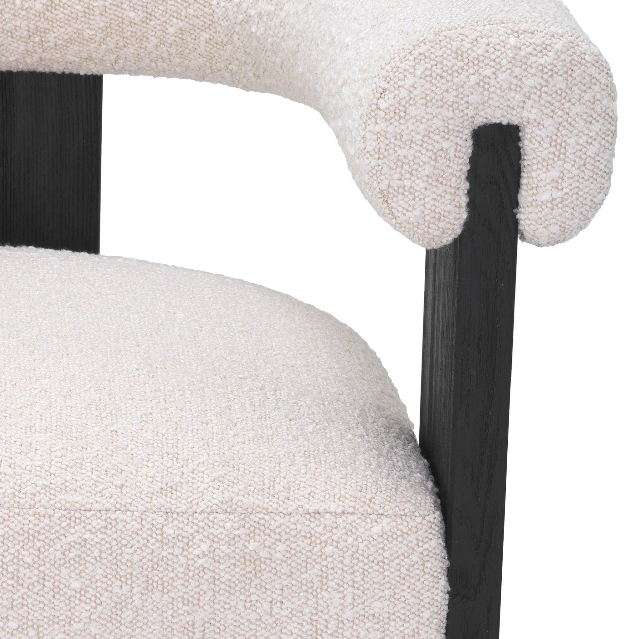 Krzesło w tkaninie boucle PERCY kremowy Eichholtz Eye on Design