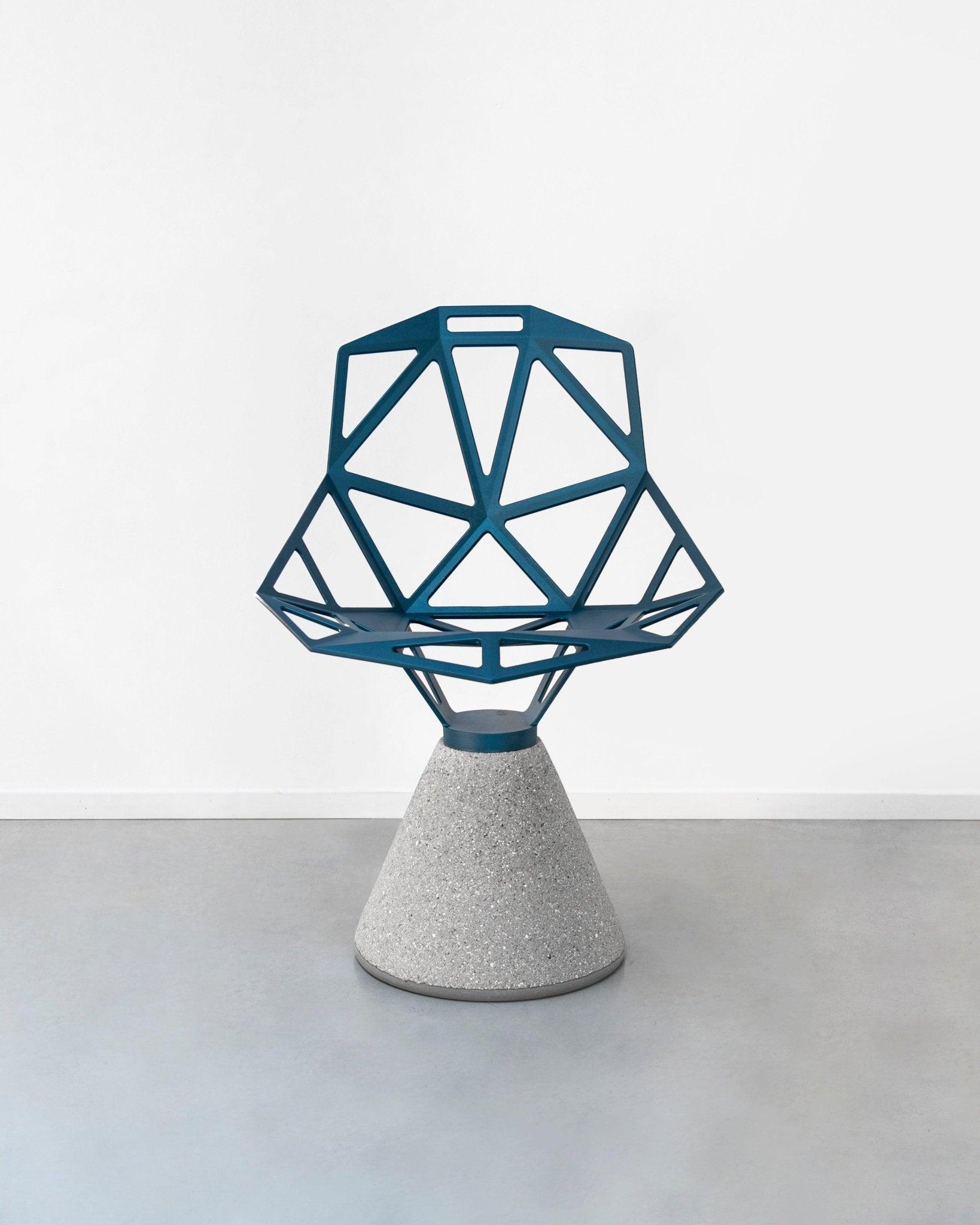 Krzesło z betonową podstawą CHAIR_ONE czarny Magis Eye on Design
