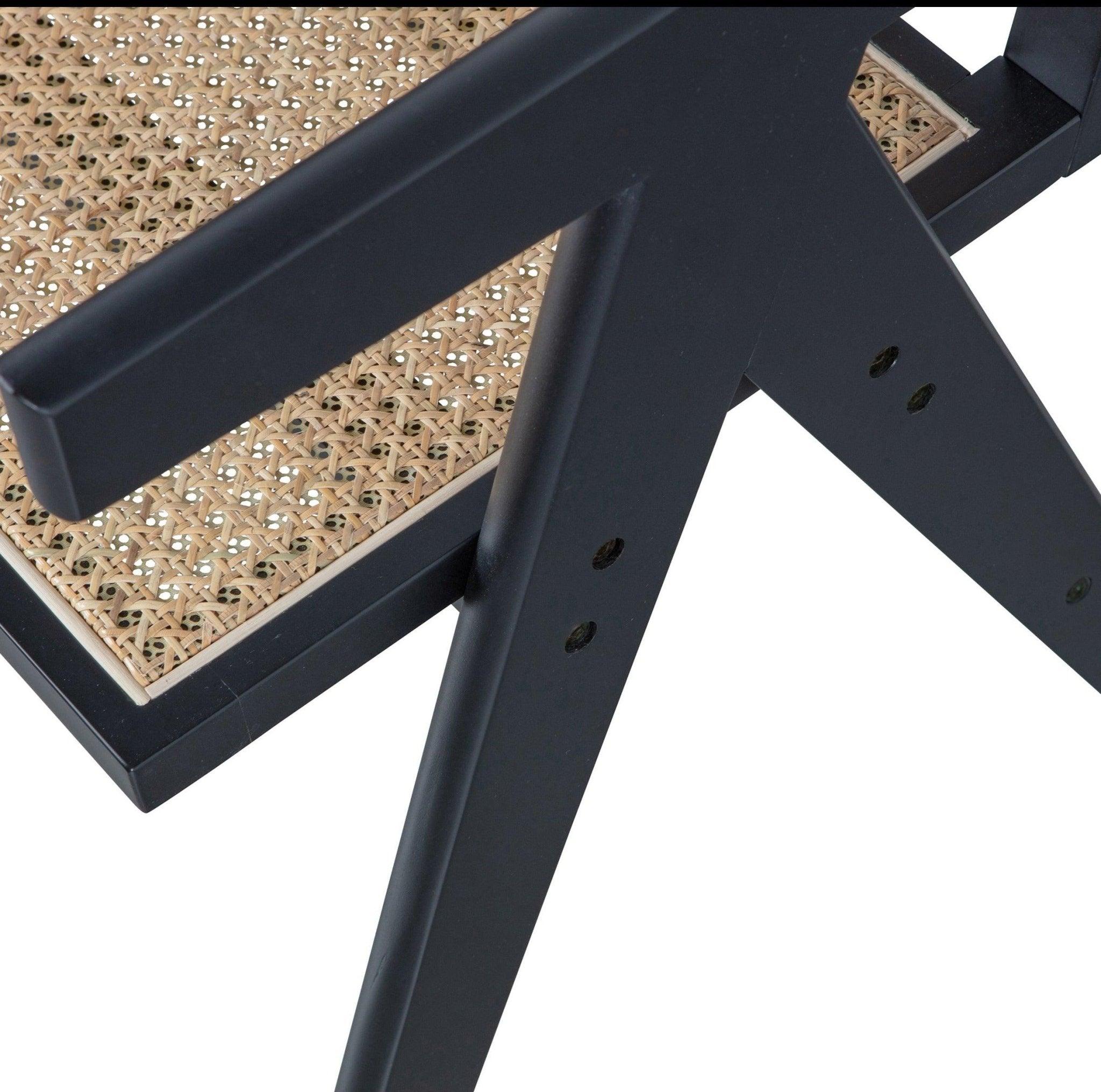 Krzesło z podłokietnikami GUNN czarny Woood Exclusive Eye on Design