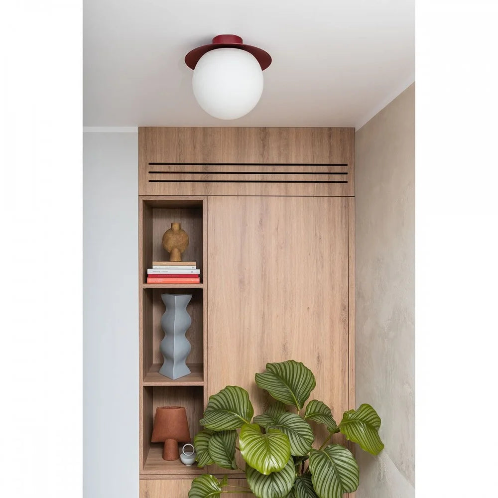 KUUL ceiling in burgundy