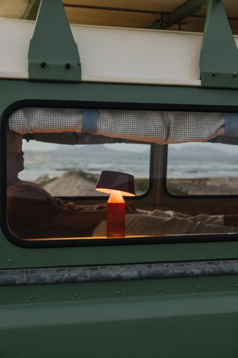 Lampa akumulatorowa BICOCA bordowy Marset Eye on Design