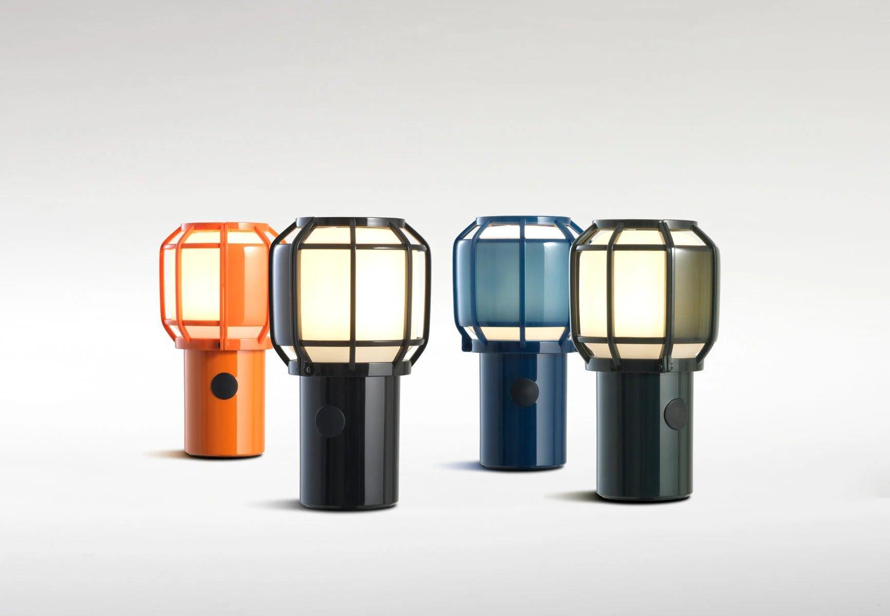 Lampa akumulatorowa CHISPA niebieski Marset Eye on Design