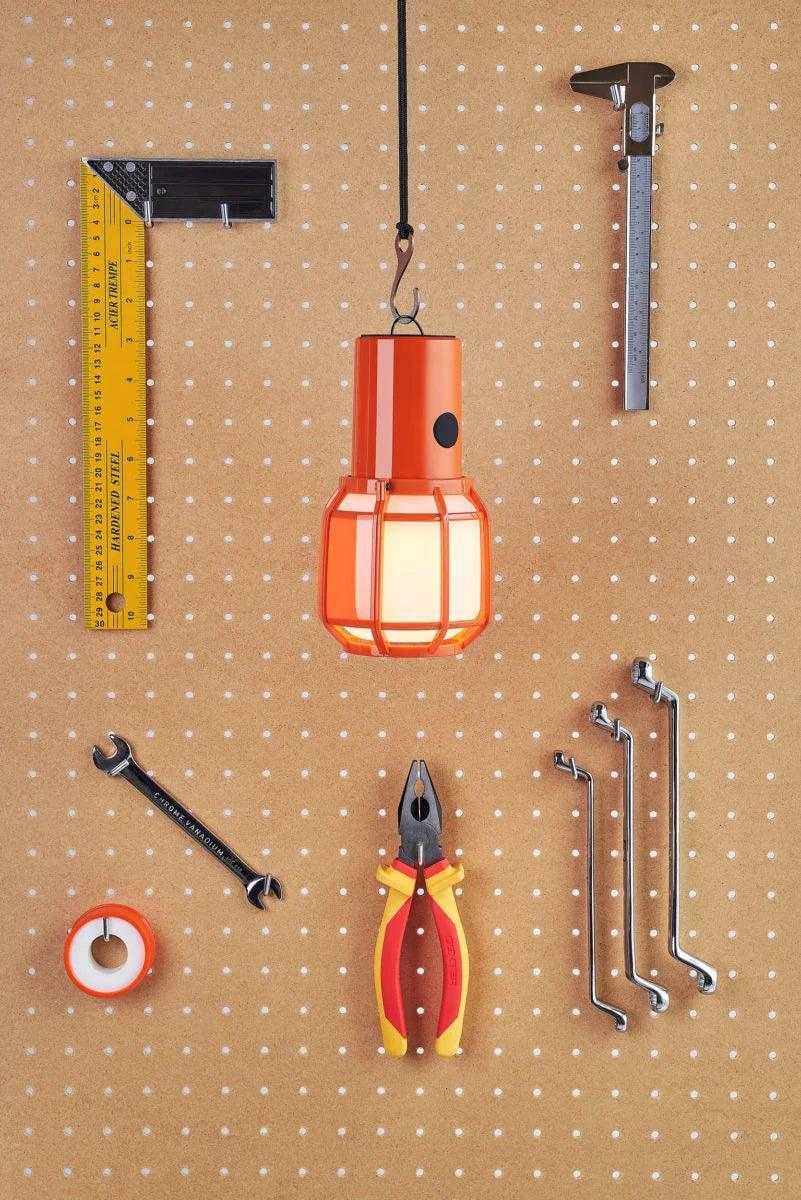 Lampa akumulatorowa CHISPA pomarańczowy Marset Eye on Design