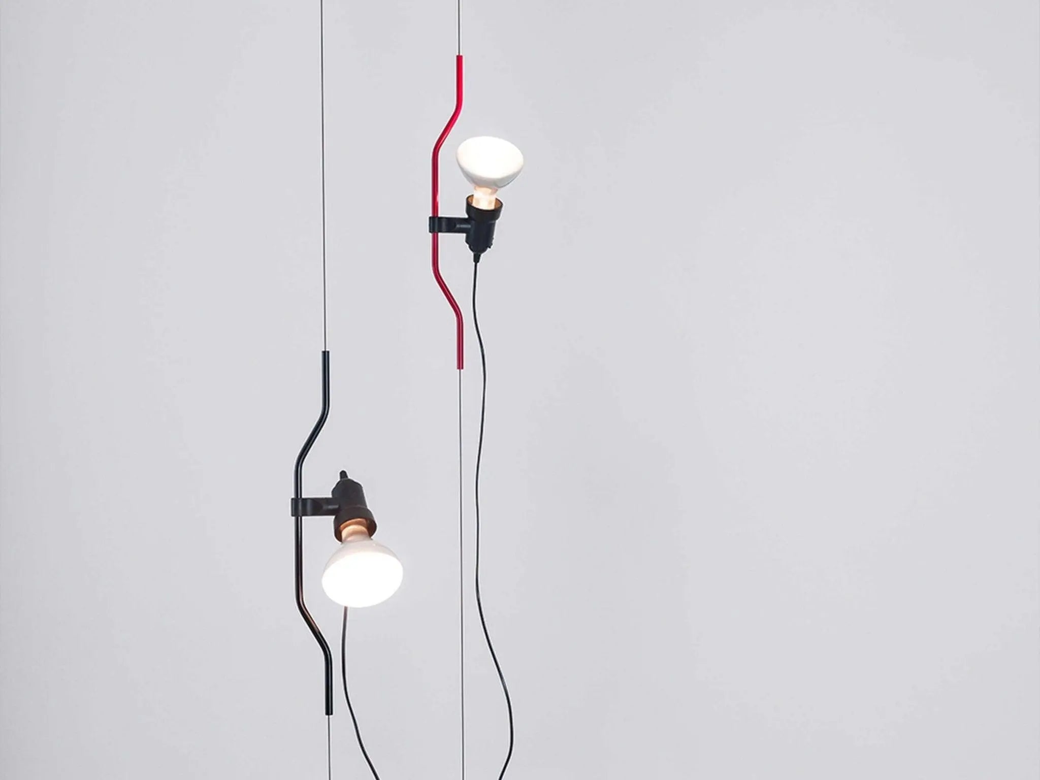 Lampa PARENTESI czerwony, marka Flos