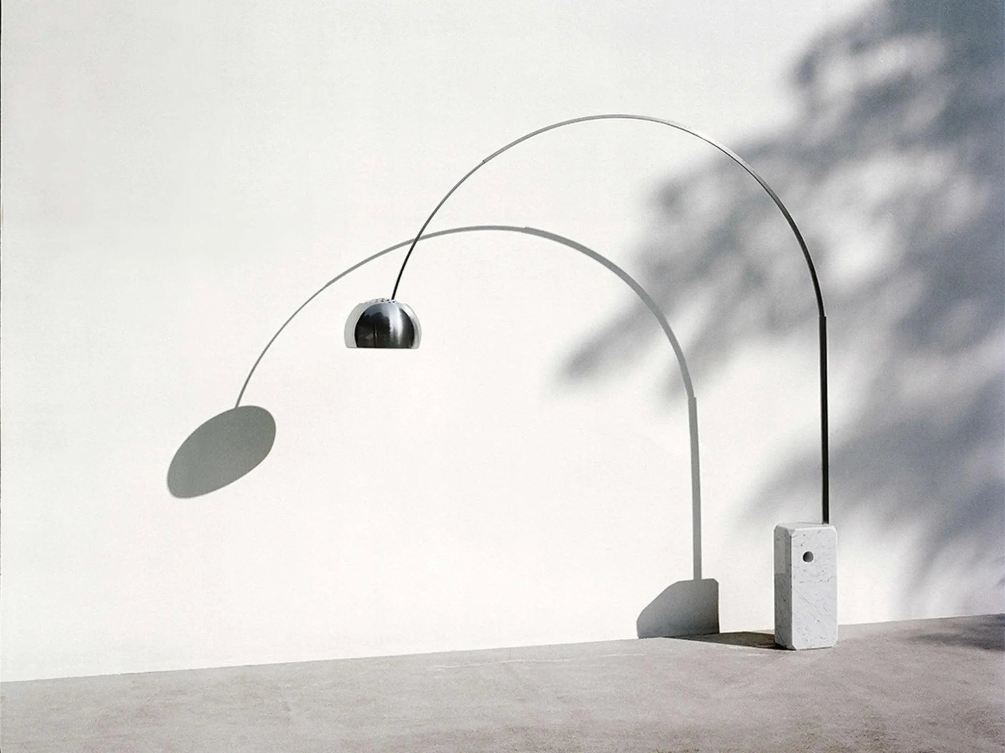 Lampa podłogowa łukowa ARCO marmur, marka Flos