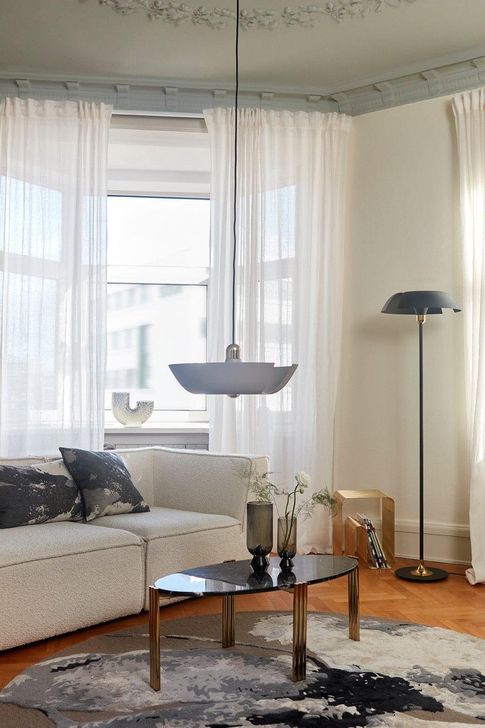 Lampa podłogowa CYCNUS czarny AYTM Eye on Design