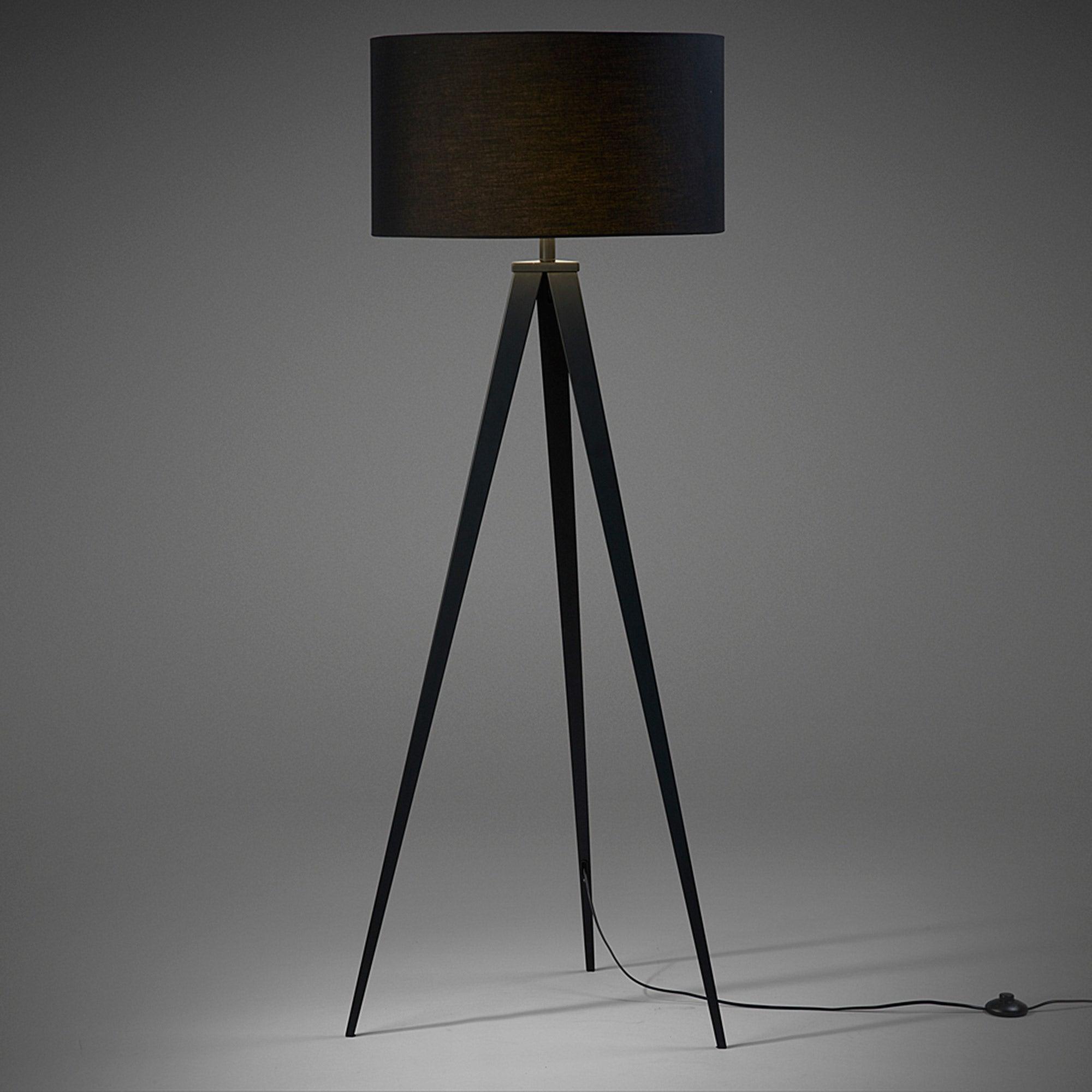 Lampa podłogowa IGUAZU czarny La Forma Eye on Design