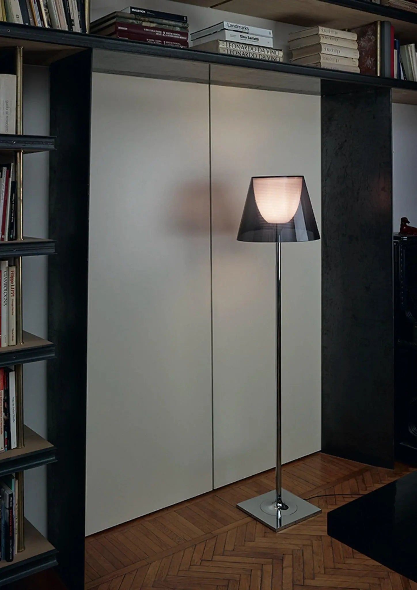Lampa podłogowa KTRIBE czarny, marka Flos