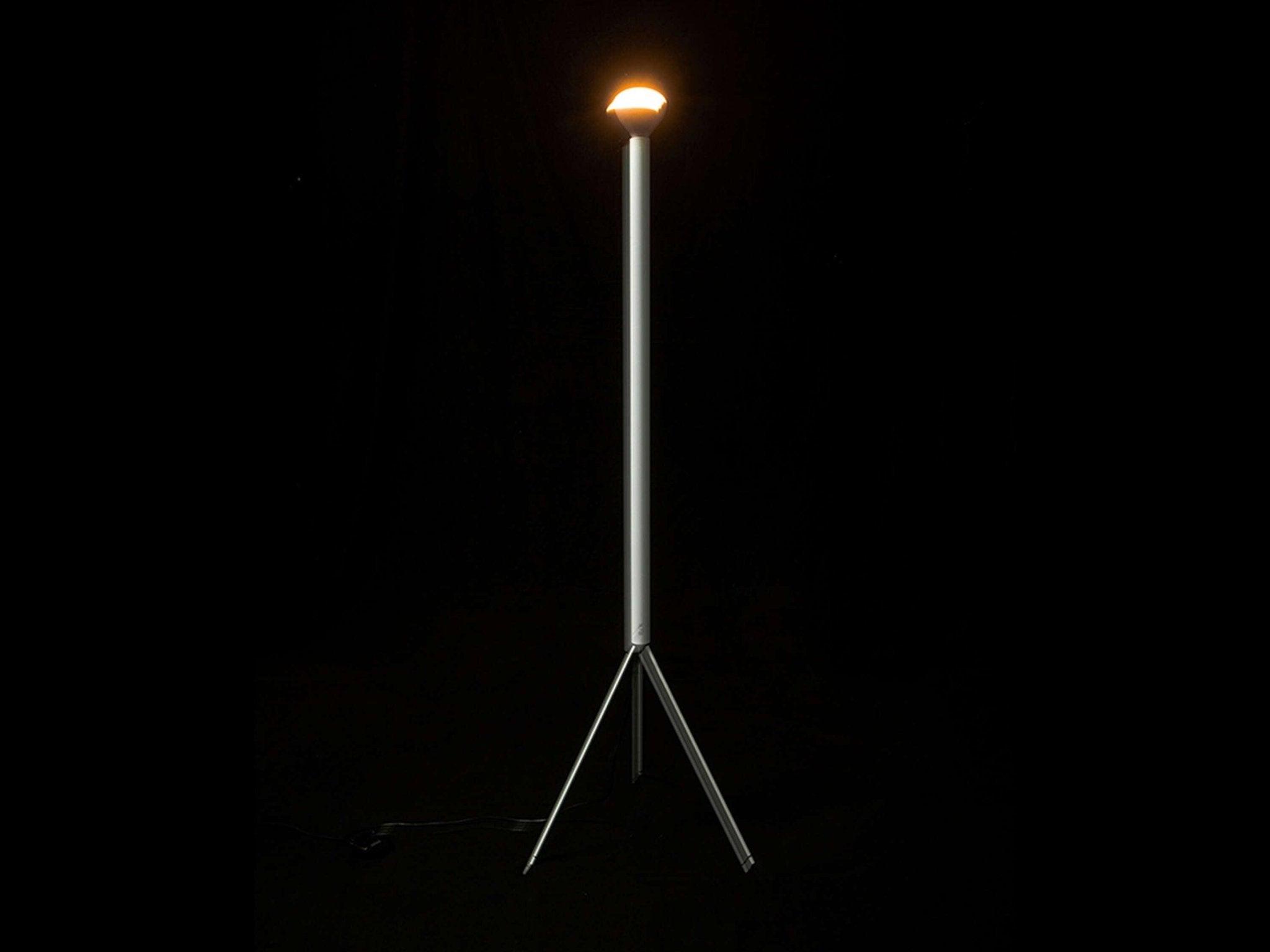 Lampa podłogowa LUMINATOR biały Flos Eye on Design