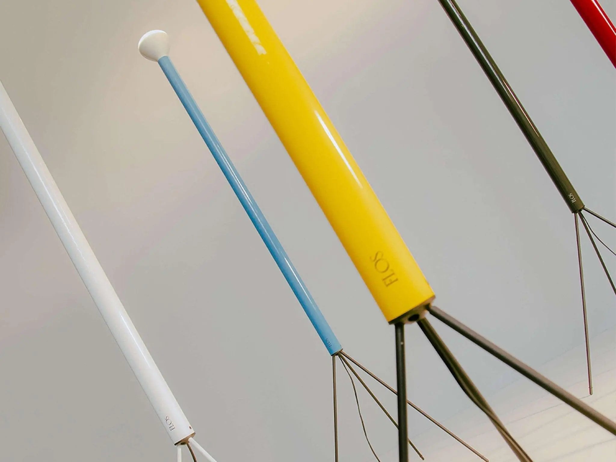 Lampa podłogowa LUMINATOR żółty – styl nowoczesny