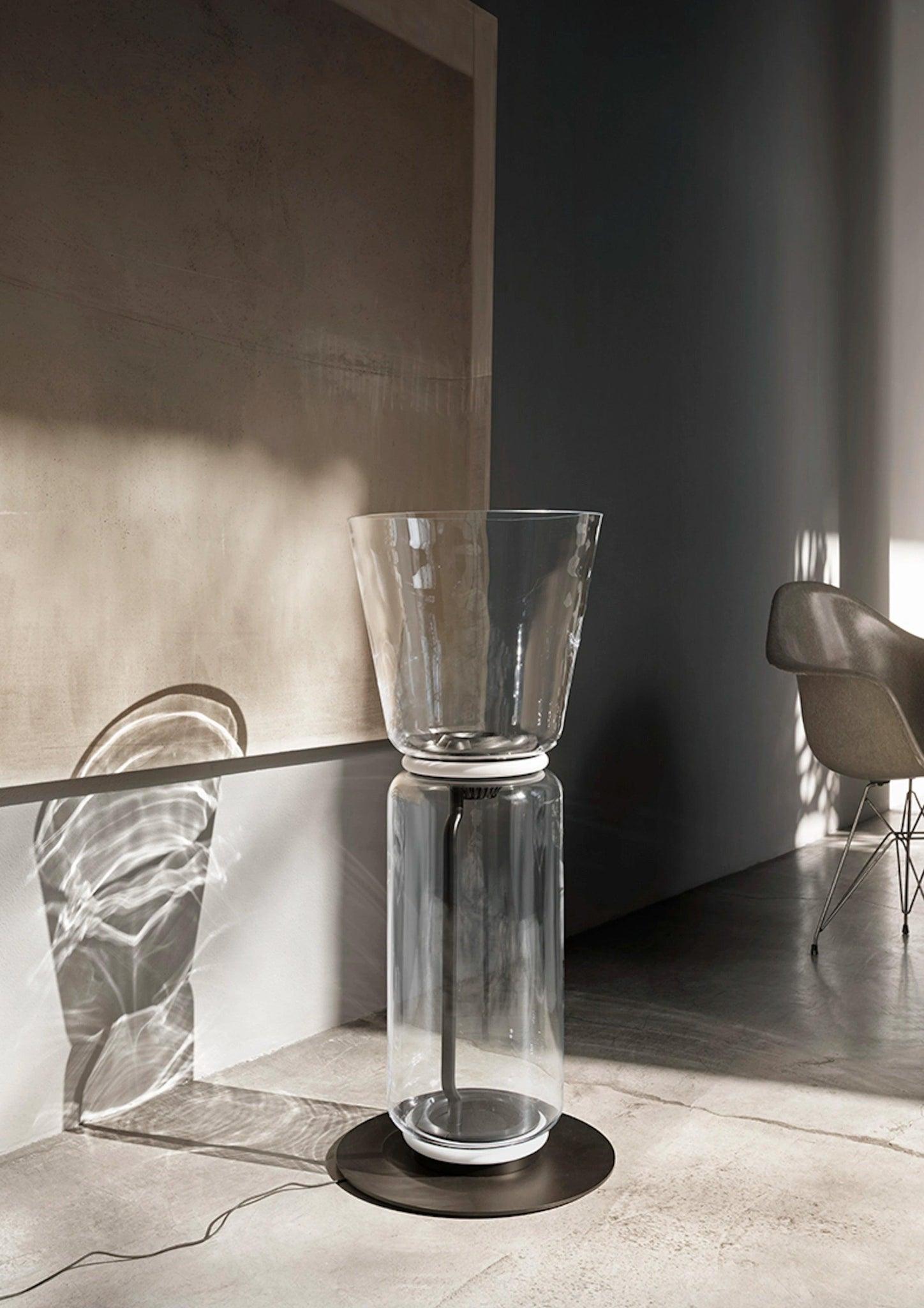 Lampa podłogowa NOCTAMBULE CONE szkło Flos Eye on Design