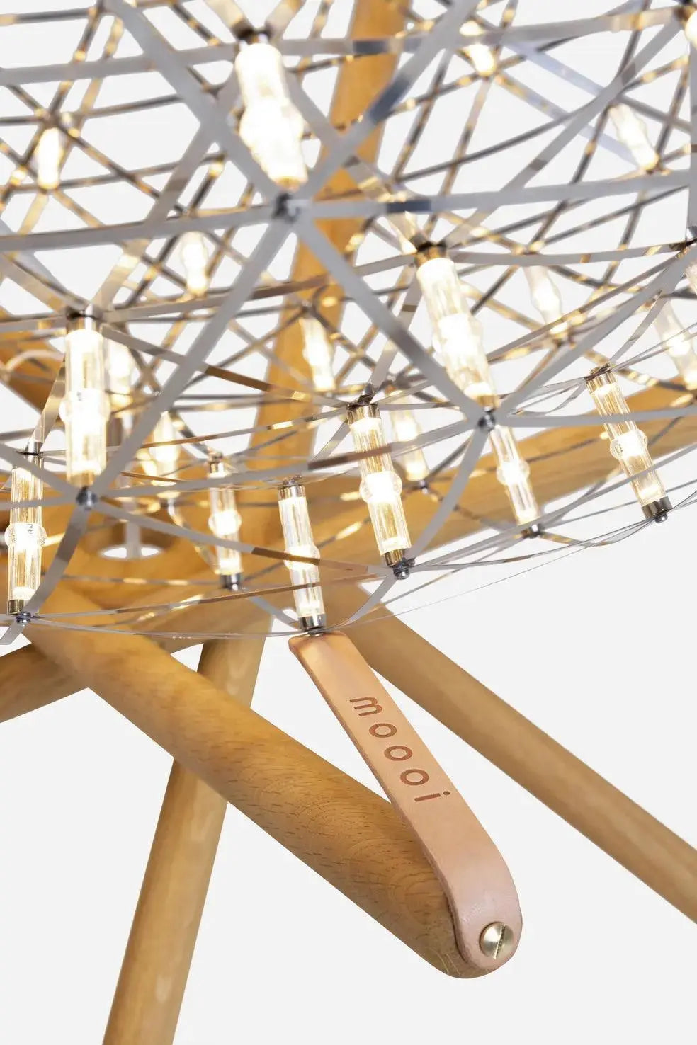 Lampa podłogowa RAIMOND II TENSEGRITY stal nierdzewna – drewno, Moooi