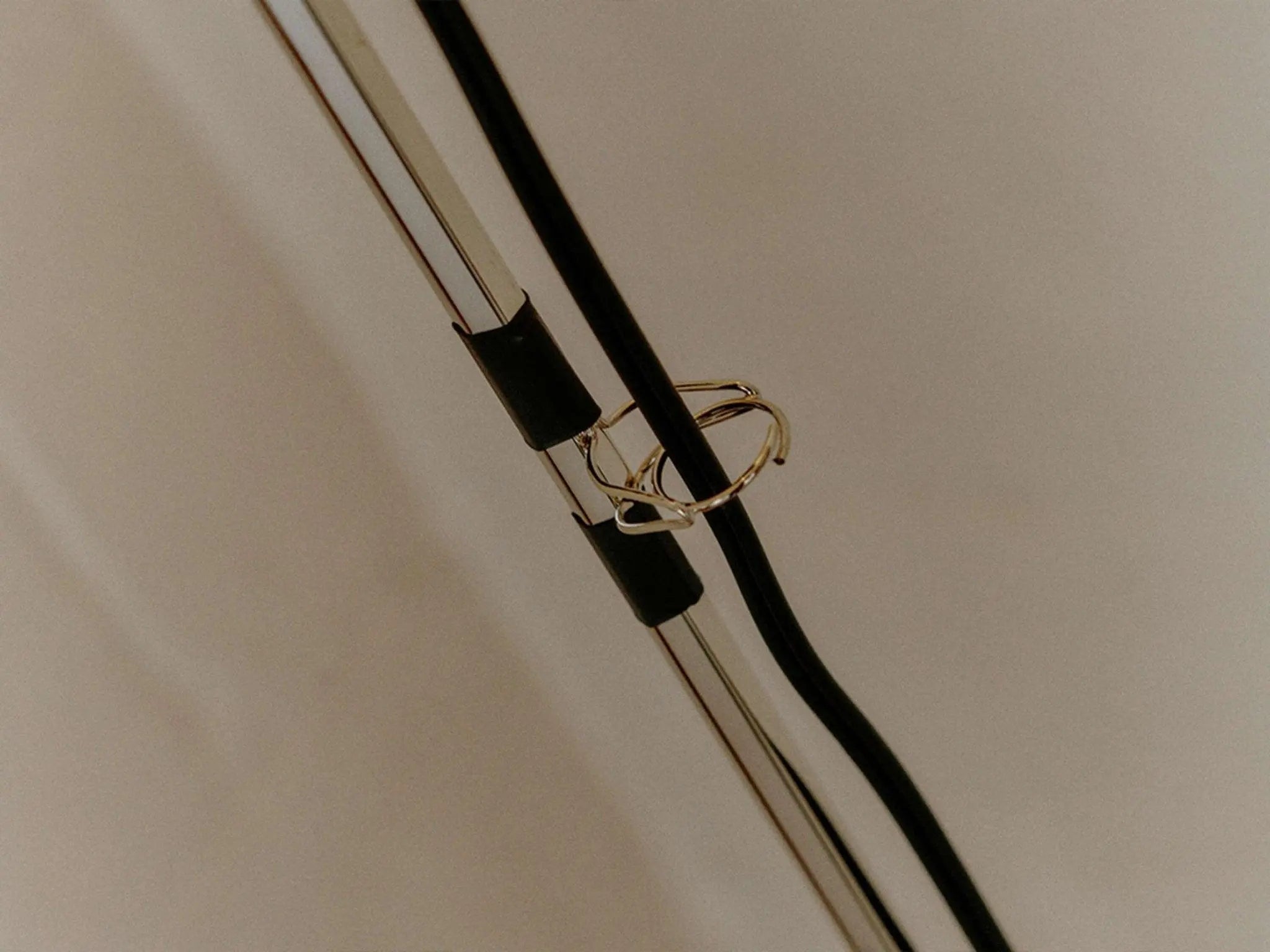 Lampa podłogowa TOIO czarny matowy – metal, Flos