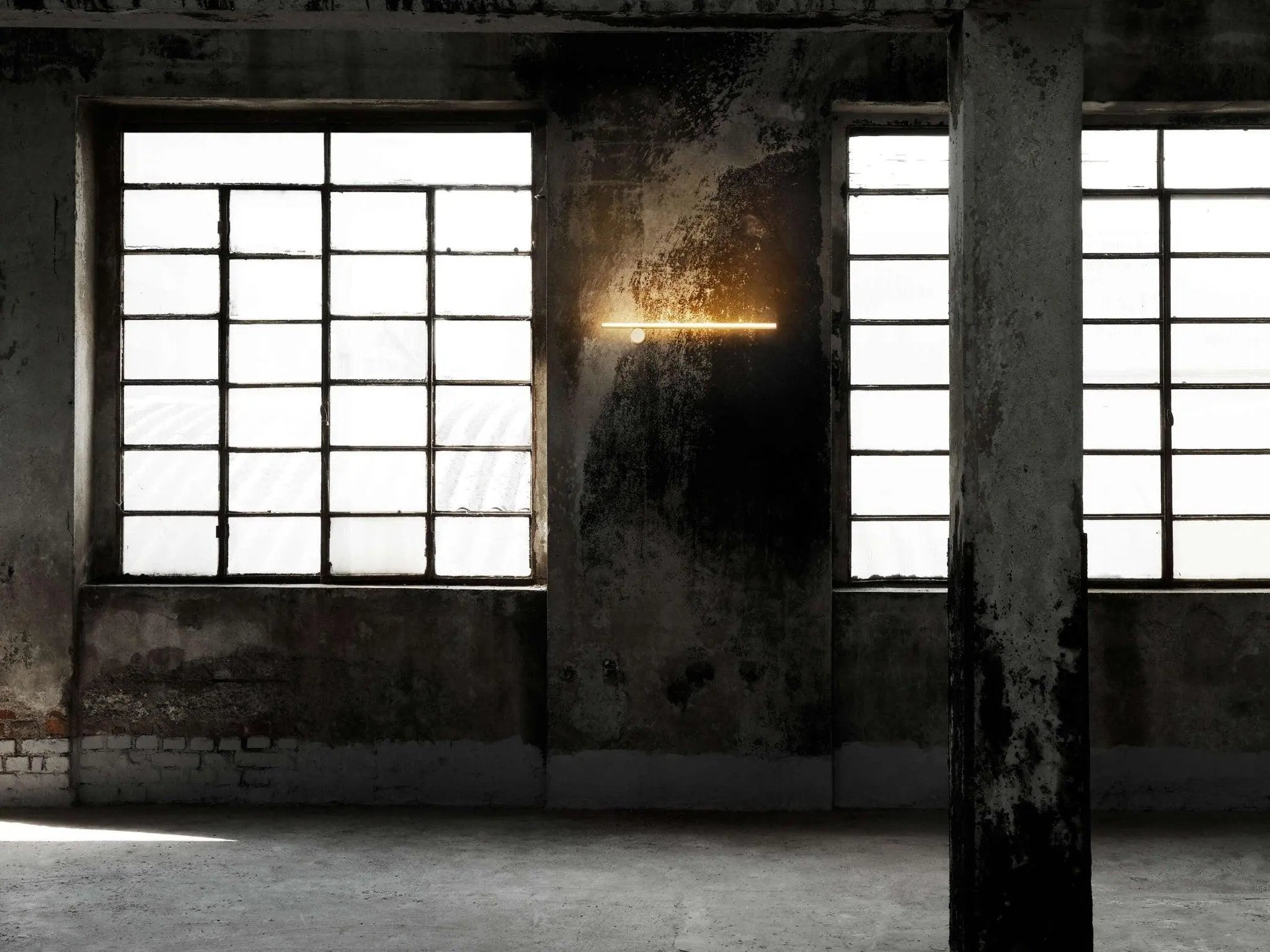 Lampa ścienna COORDINATES szampański – styl minimalistyczny