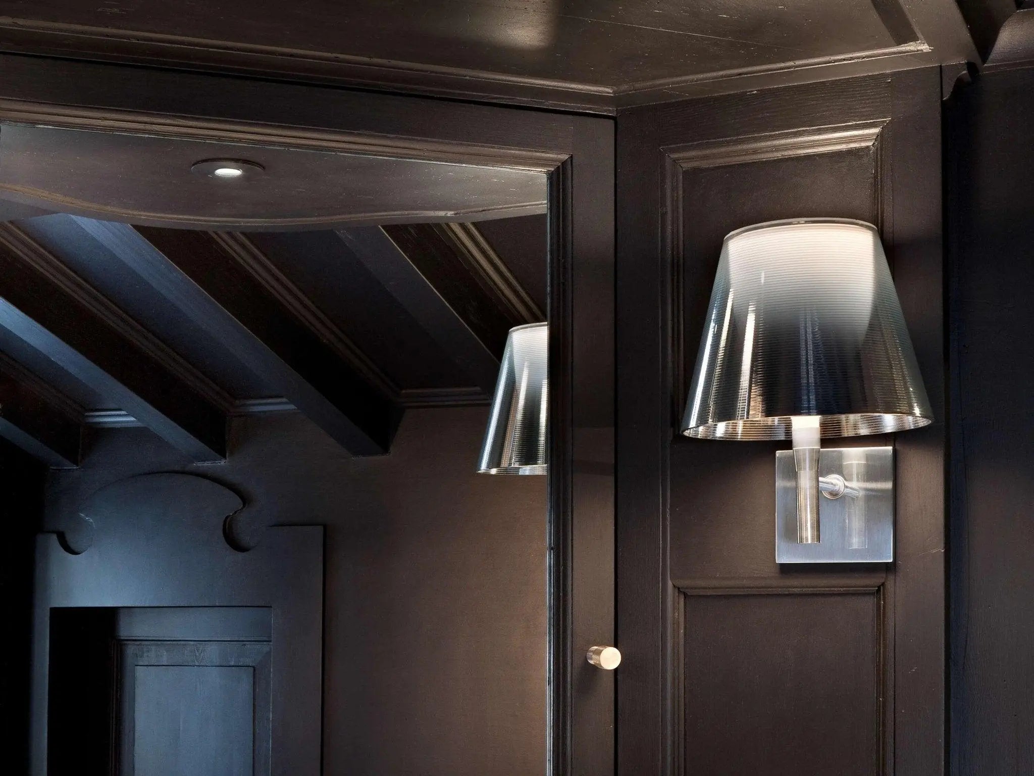 Lampa ścienna KTRIBE brązowy – styl nowoczesny