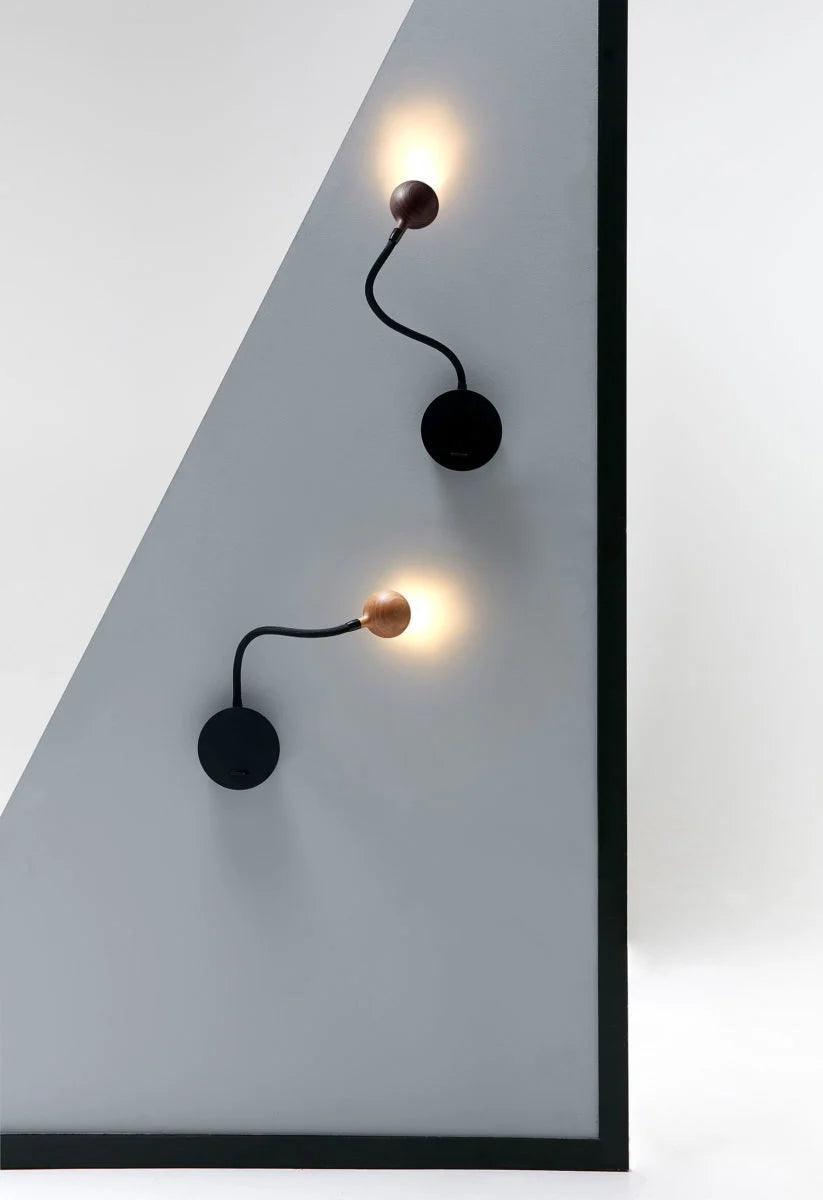 Lampa ścienna Nº8 czarny Marset Eye on Design