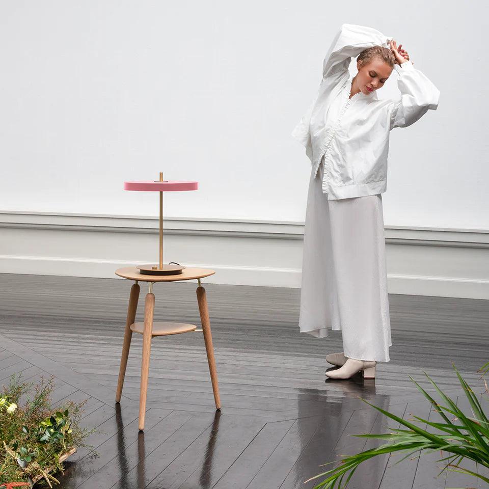 Lampa stołowa ASTERIA TABLE różowy UMAGE Eye on Design